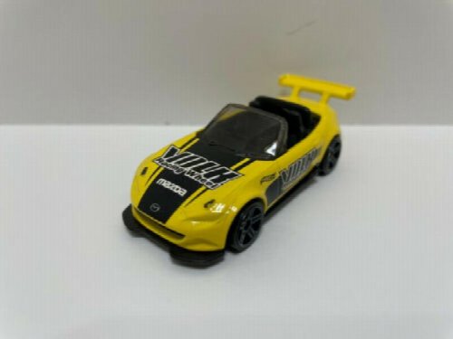 HOT WHEELS 2015 MAZDA MX-5 MIATA DIORAMA LOOSE #159 YELLOW VOLK RACING WHEELS