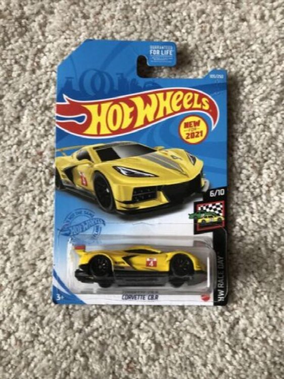 2021 Hot Wheels HW RACE DAY 6/10 Corvette C8.R 105/250