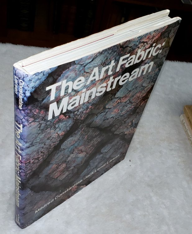 The Art Fabric: Mainstream
