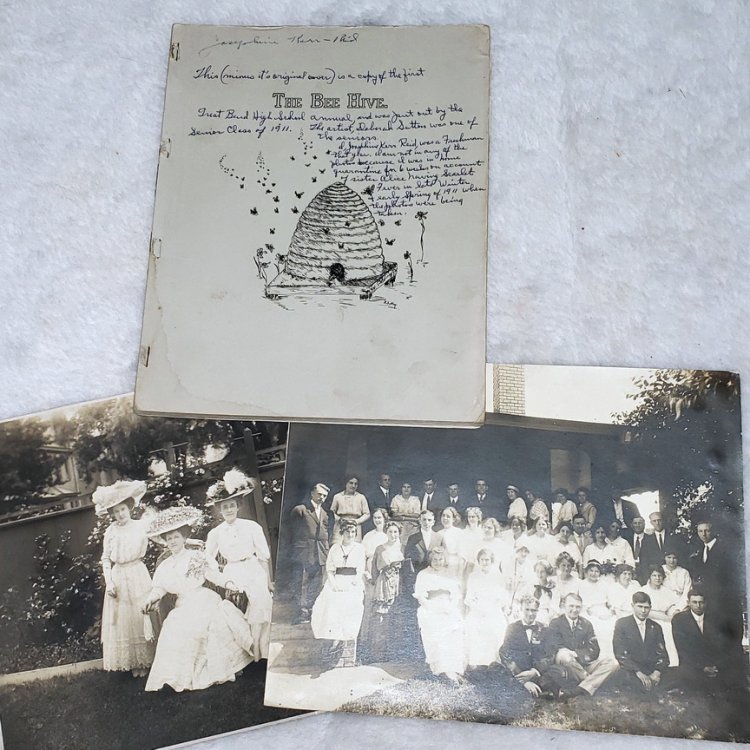The Bee Hive [Great Bend High School Annual, 1911]