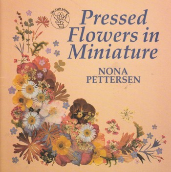 Pressed Flowers in Miniature