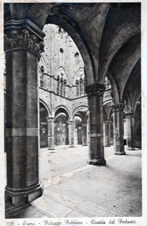 (postcard) Siena Palazzo Pubblico