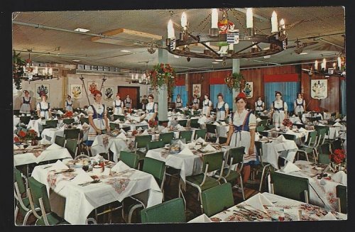 FRANKENMUTH BAVARIAN INN, FAMILY CREST ROOM, FRANKENMUTH, MICHIGAN