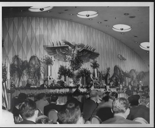 ORIGINAL PHOTOGRAPH OF BANQUET WITH WERNHER VON BRAUN SPEAKING, THE ROOSEVELT HOTEL, NEW ORLEANS, LOUISIANA