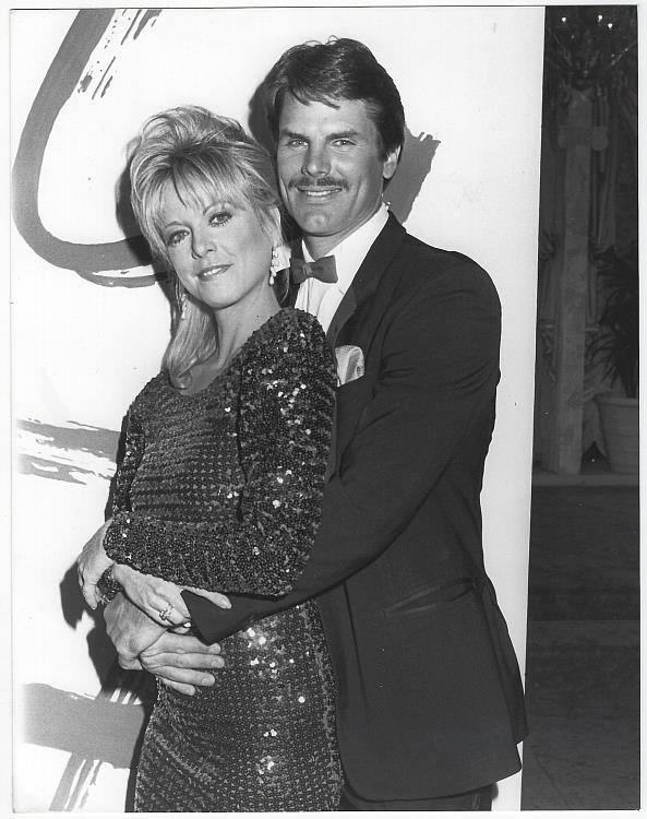ORIGINAL PHOTOGRAPH ROBERTA LEIGHTON AND ROBERT PARUCHA, YOUNG AND RESTLESS