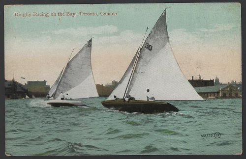 DINGHY RACING ON THE BAY, TORONTO, CANADA