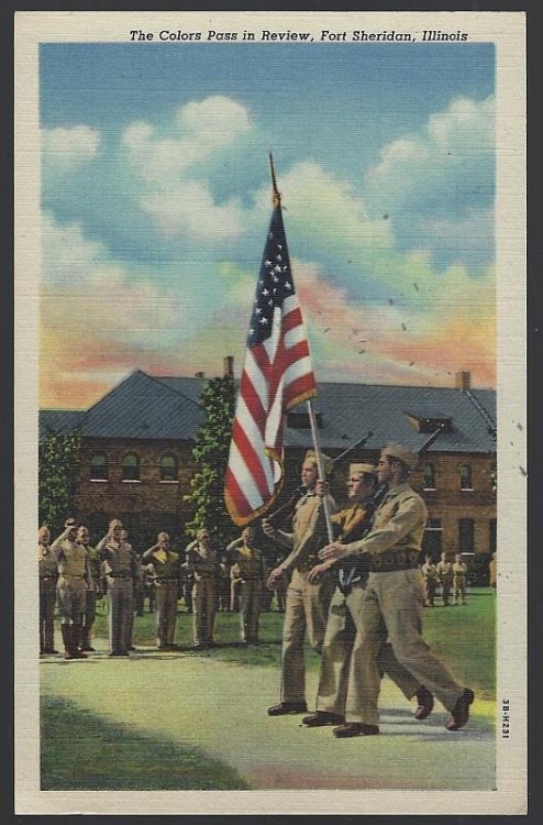 COLORS PASS IN REVIEW, FORT SHERIDAN, ILLINOIS