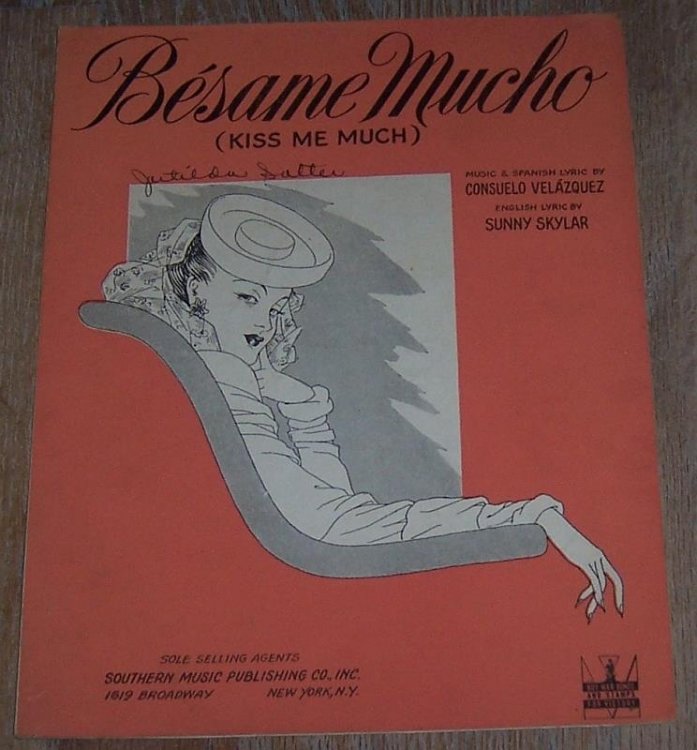 BESAME MUCHO KISS ME MUCH