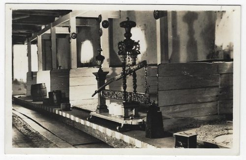 REAL PHOTO POSTCARD OF ANTIQUE CHEESE PRESS, HOLLAND