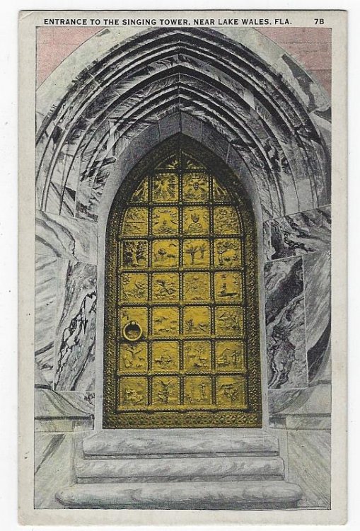 ENTRANCE TO THE SINGING TOWER, NEAR LAKE WALES, FLORIDA