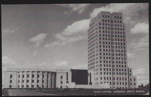 STATE CAPITOL, BISMARCK, NORTH DAKOTA