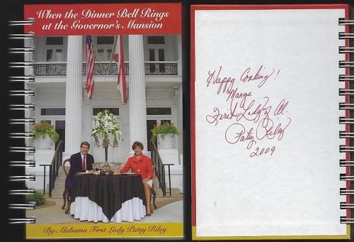 WHEN THE DINNER BELL RINGS AT THE GOVERNOR'S MANSION Treasured Recipes Past and Present.