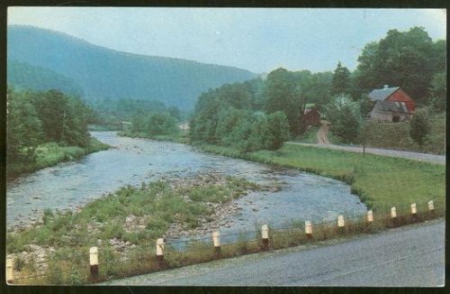 MOLLY STARK TRAIL BETWEEN BENNINGTON AND BRATTLEBORO, VERMONT