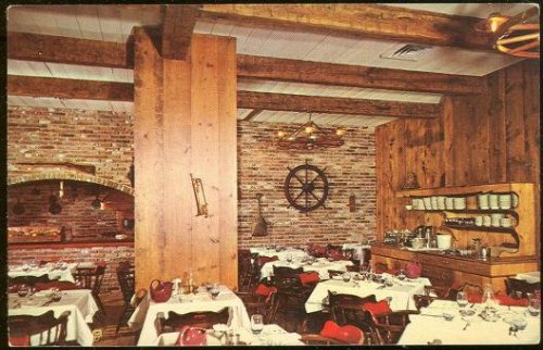 BELL TAVERN, HOTEL CLARIDGE, MEMPHIS, TENNESSEE