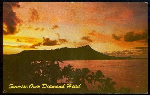 SUNRISE OVER DIAMOND HEAD, WAIKIKI BEACH, HAWAII