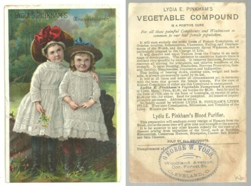VICTORIAN TRADE CARD FOR LYDIA PINKHAM WITH GRANDCHILDREN