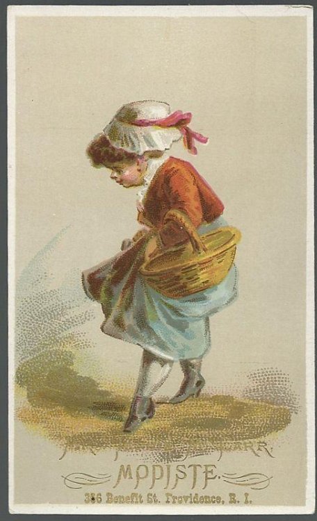 VICTORIAN TRADE CARD FOR MRS. JENNIE M. CARR MODISTE WITH LOVELY LADY