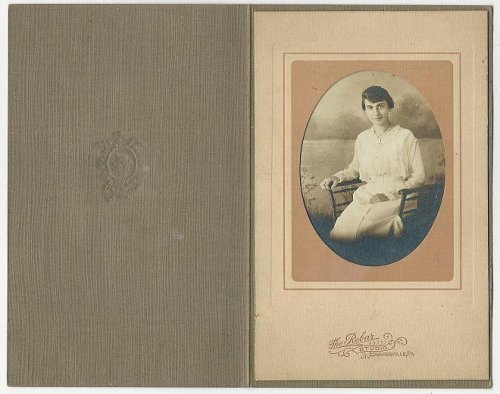 FRAMED PHOTOGRAPH OF LOVELY YOUNG LADY FROM EDWARDSVILLE, PENNSYLVANIA