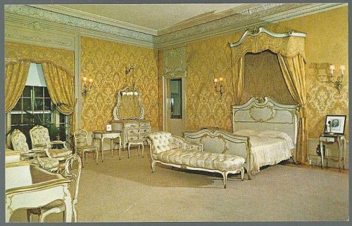 FLAGLER BEDROOM IN THE FLAGLER MUSEUM, PALM BEACH, FLORIDA
