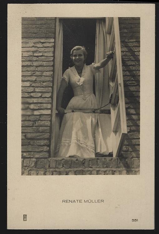 POSTCARD OF ACTRESS AND SINGER RENATE MULLER