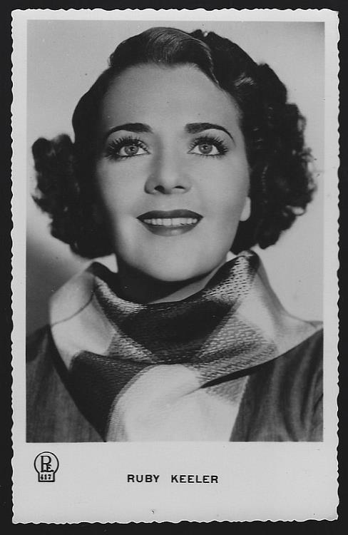 VINTAGE POSTCARD OF RUBY KEELER