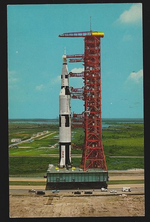 APOLLO/SATURN V FACILITIES VEHICLE ON GIANT TRANSPORTER, KENNEDY SPACE CENTER, FLORIDA