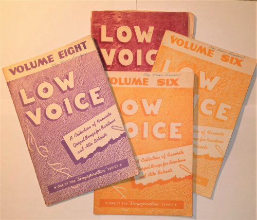 Al Smith's Choice Collection of Gospel Solos for Low Voice, Volume 8 : (Book Number Eight) a Collection of Favorite Gospel Songs for Baritone and Alto Soloists