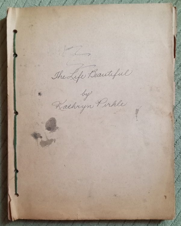 Life Beautiful, the : An Art Scrap Book