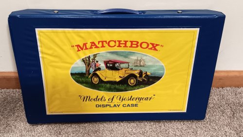 Matchbox Models of Yesteryear Display Case : Suitcase Style Blue Vinyl Carrying Case, 1969