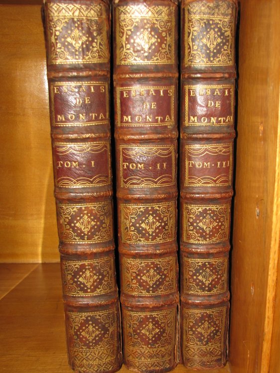 Les Essais de Michel Seigneur de Montaigne; donnez sur les plus anciennes et les plus correctes (3 volume set)