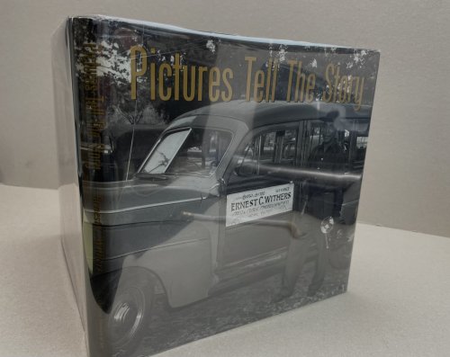 Pictures Tell the Story : Ernest C. Withers Reflections in History