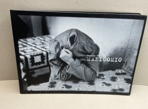 MANICOMIO : Selected Madness