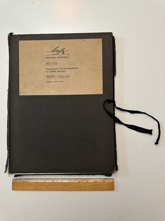 STIEGLITZ MEMORIAL PORTFOLIO 1864 - 1946