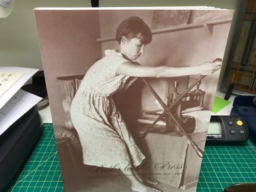PATHS TO THE PRESS : Printmaking and American Women Artists 1910 - 1960