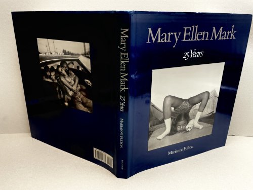 MARY ELLEN MARK : 25 Years ( double signed )
