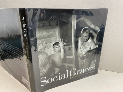 SOCIAL GRACES : Photographs by Larry Fink