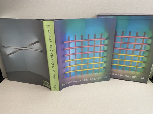 DAN FLAVIN : The Complete Lights, 1961-1996