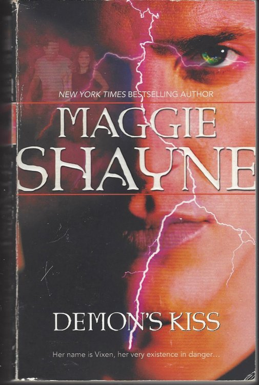 DEMON'S KISS