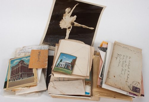 [AMERICANA] HUBARD FAMILY PAPERS THOMAS JEFFERSON PHOTOS LETTERS MISCELLANIA POSTCARDS ETC SIGNED PHOTOGRAPH OF PRIMA BALLERINA MARINA SVETLOVA