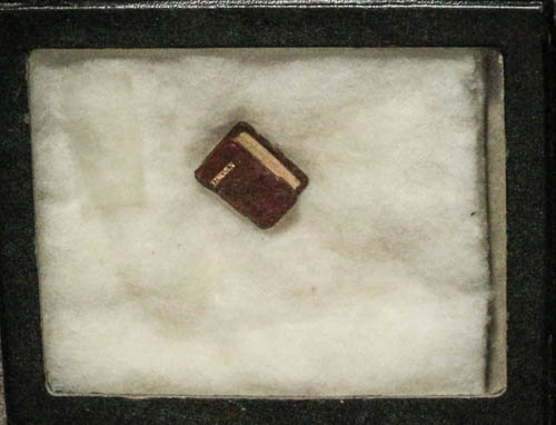 Addresses Of Abraham Lincoln [tiny Miniature Book]