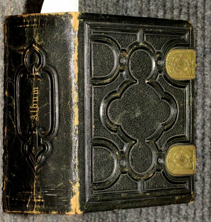 Cdv Filled Album Of Family Pictures From North East, Conn, N Y Etc. Carved leather with complete clasps.