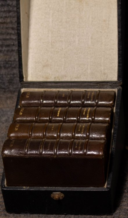 Paroissien Romain Tres Complet 1894 4 Leather Vols In Hinged Case Deodorization in Process 6/23- Images 5292 in Storage Folder