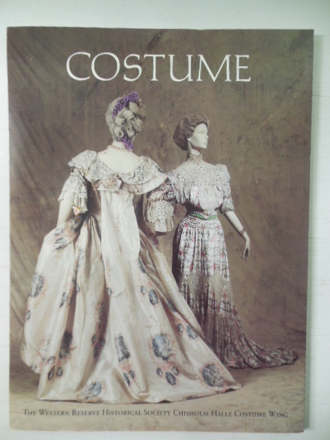 Costume