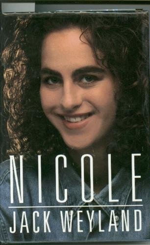 NICOLE
