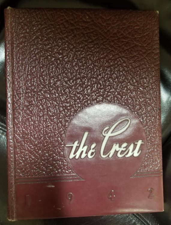 The Crest Murray High School, Murray, Utah Yearbook [1942]