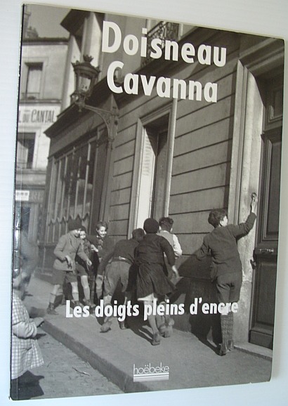 Les doigts pleins D'encre