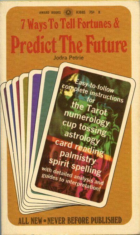 7 Ways to Tell Fortunes & Predict The Future